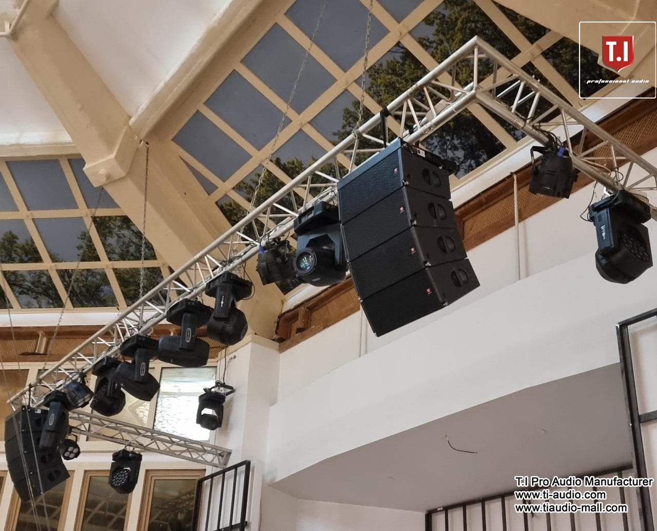 High quality double 6.5  inch powered lase sound line array speakers concert stage sound equipment