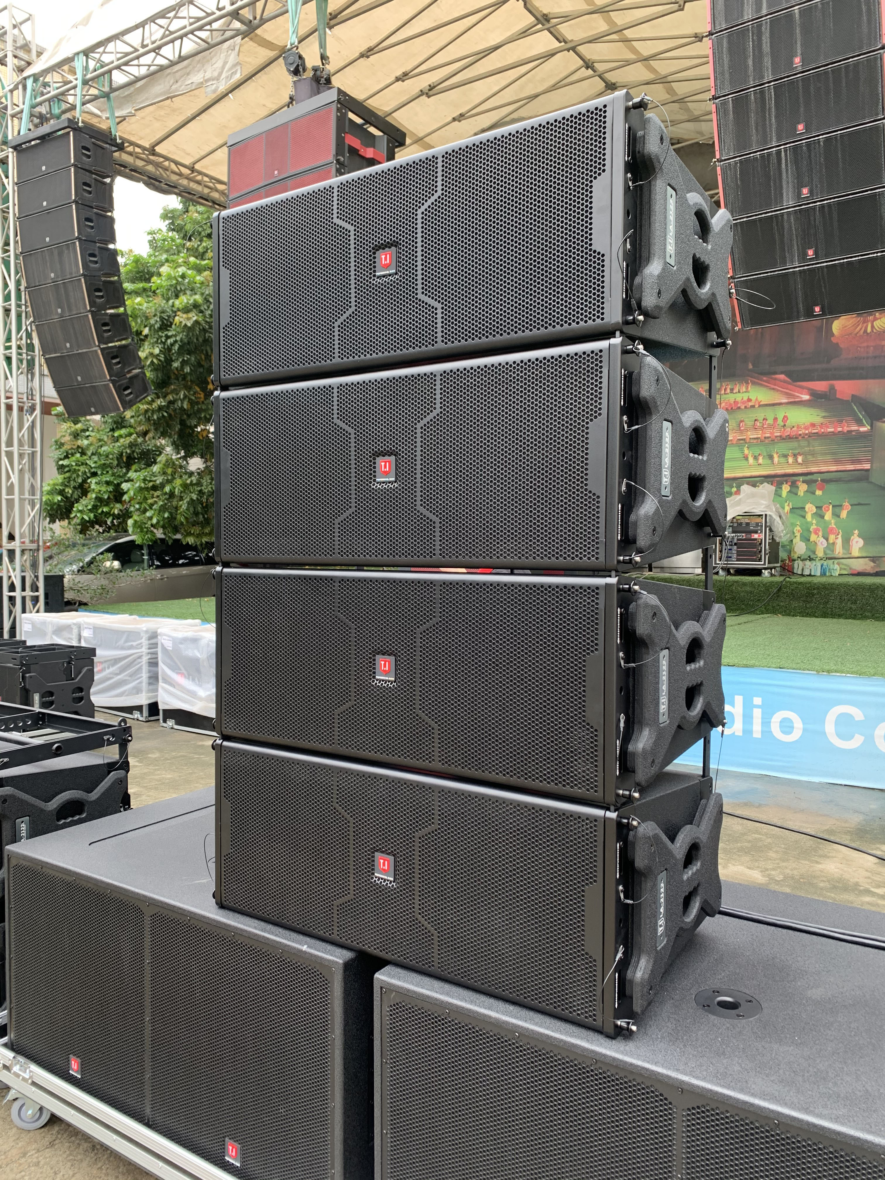 Professional audio line array sound system TI Pro Audio LA2122 dual 12 inch 2 way waterproof line array speaker system