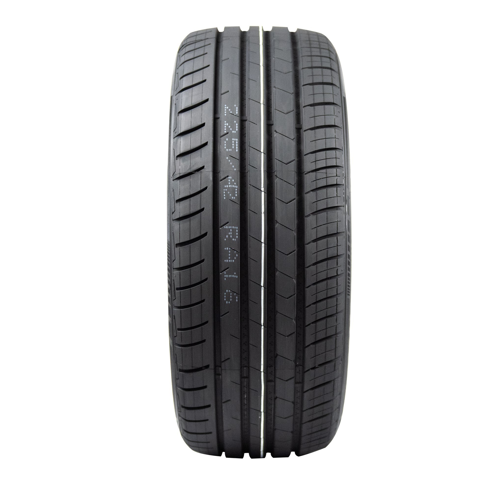 High quality PCR tiers N906 passenger car tyre 235/50ZR18 Natural Rubber tires for toy cars solid tire