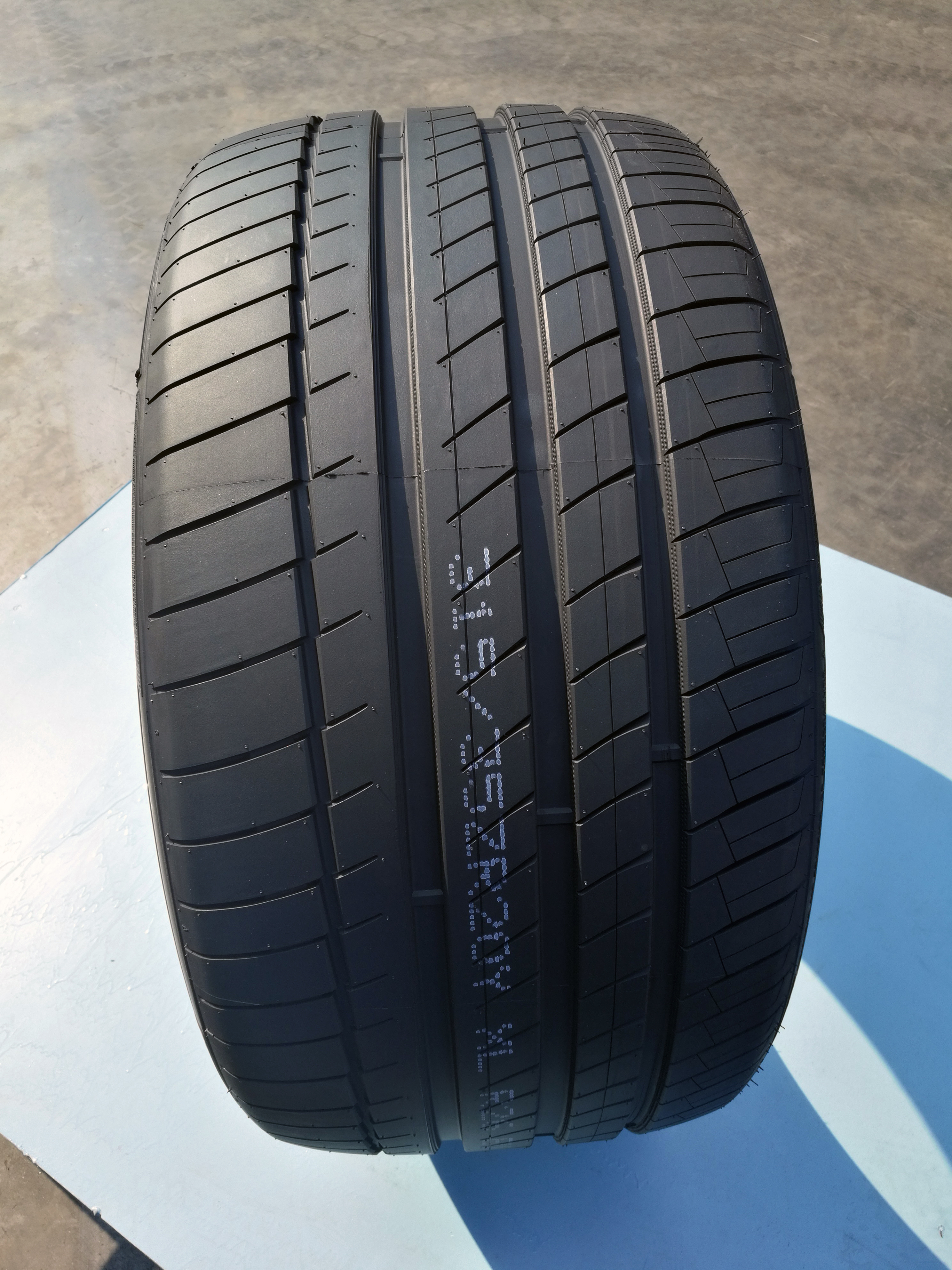 Passenger car pcr tire diameter best competitive price tyres for vehicles White sidewall 265/65R17 255/60R19 235/60R16 HP TIRE