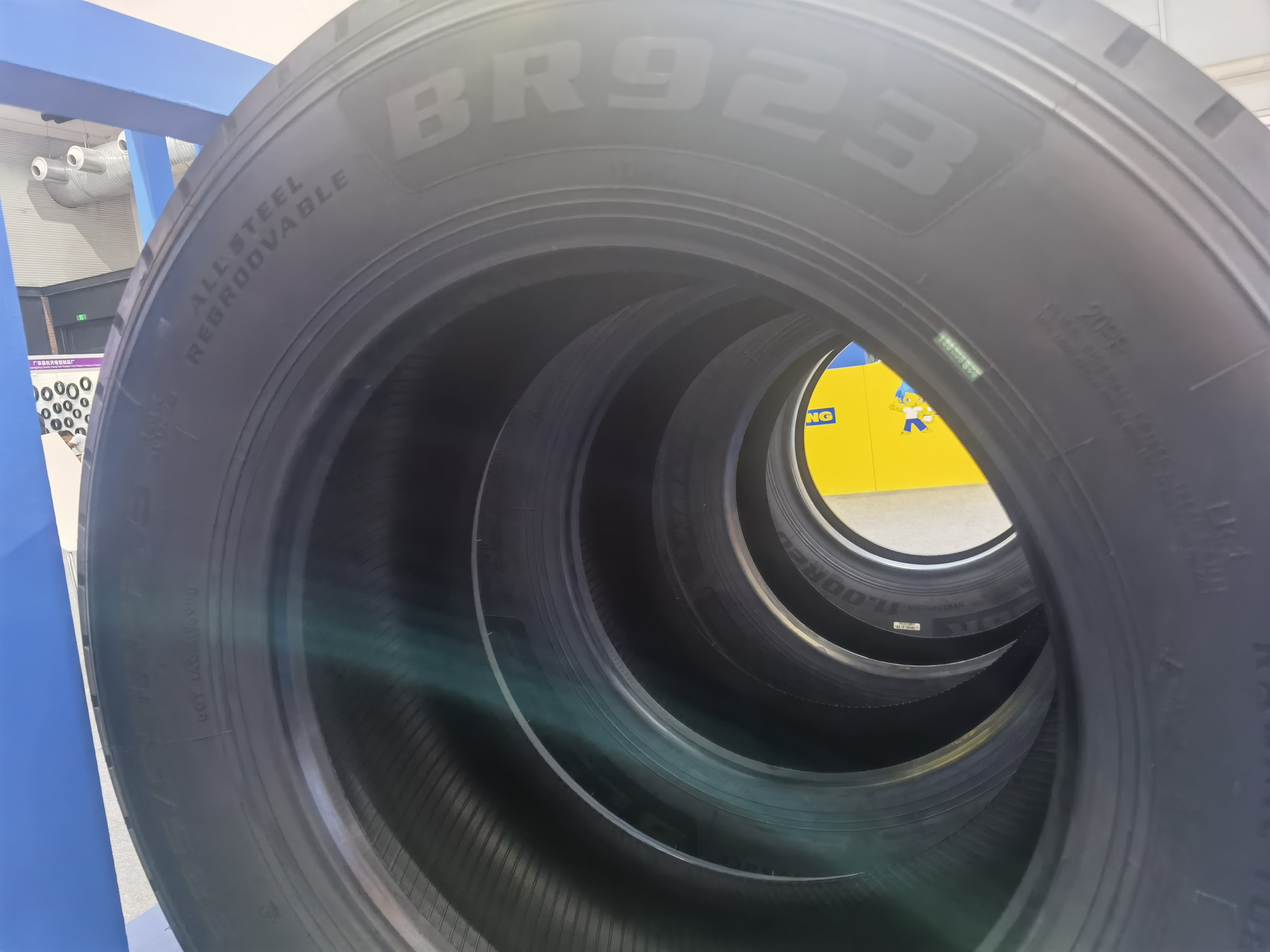 STEER pattern truck tires 425/65R22.5 super radial tubeless truck tires 425/65R22.5 Radial Truck Tyre