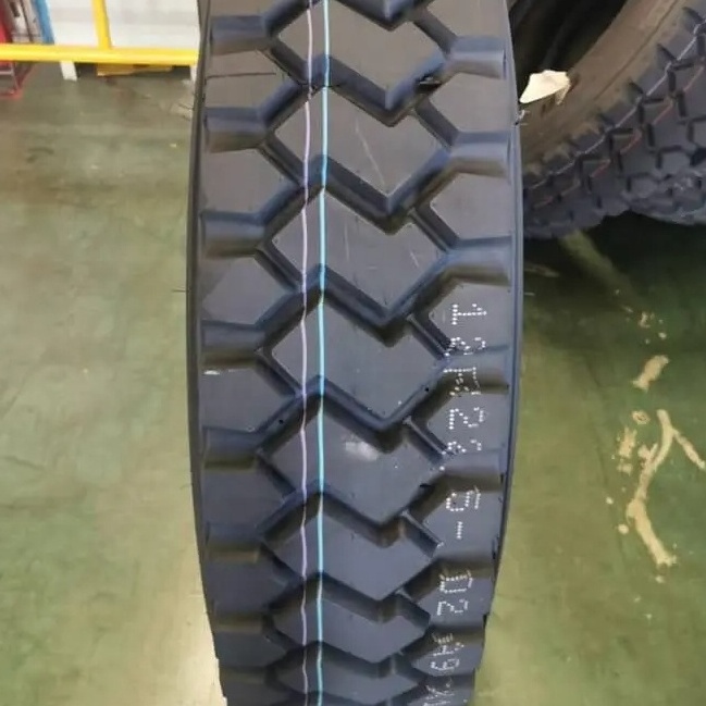 China manufacturer Block Pattern Off Road Mining Tire Drive Pattern 11R22.5 11R24.5 12R22.5 Tubeless truck tire for sale