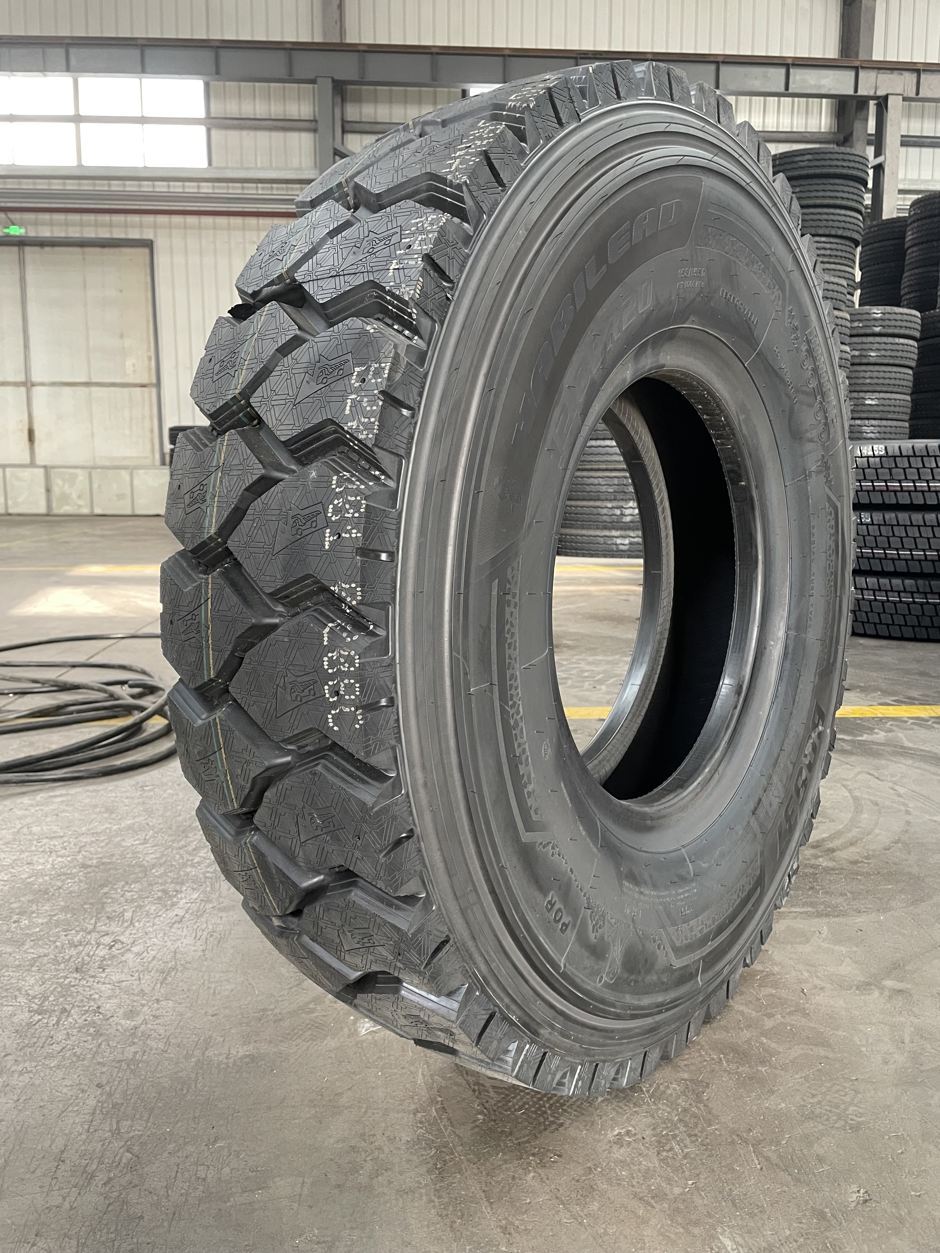 Run-Flat Tire High quality China HABILEAD brand New tires for heavy trucks tyre 12.00R20 12R22.5