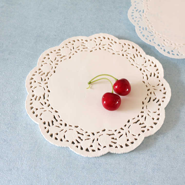 Disposable Greastproof Mini White Round Placemats Lace Paper cake Coffee Cup Doilies Plate Doilies