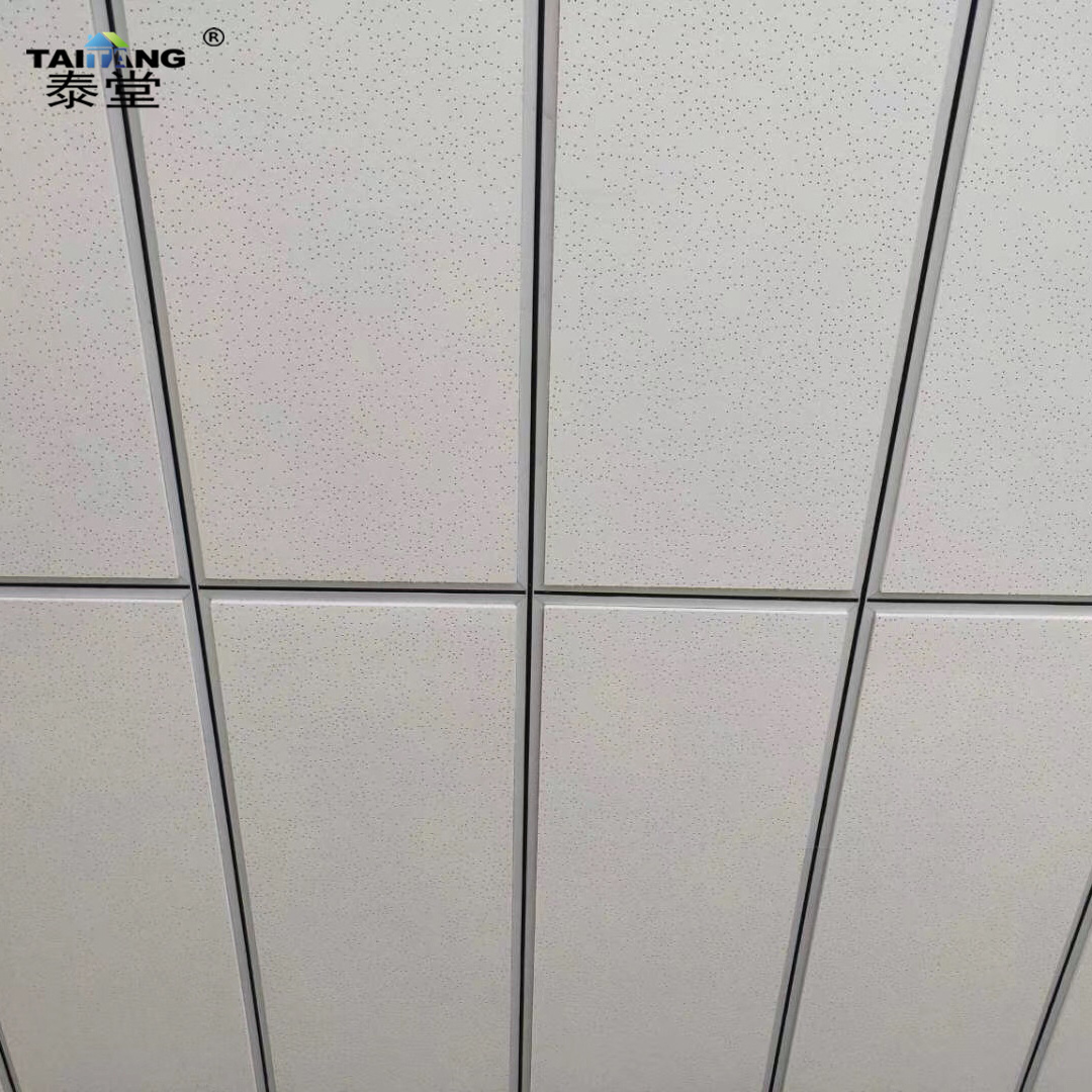 Azulejos De Techo De Fibra Mineral Plafond Suspendu Drop Acoustic Ceiling Tiles 2X4 White Rectangular