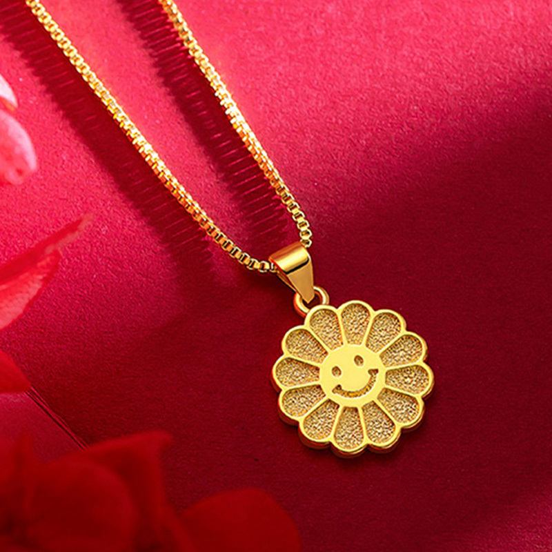 Popular Gold-Plated Sunflower Pendant Necklace Luxury Brass Jewelry for Engagement Parties Anniversaries and Gifts