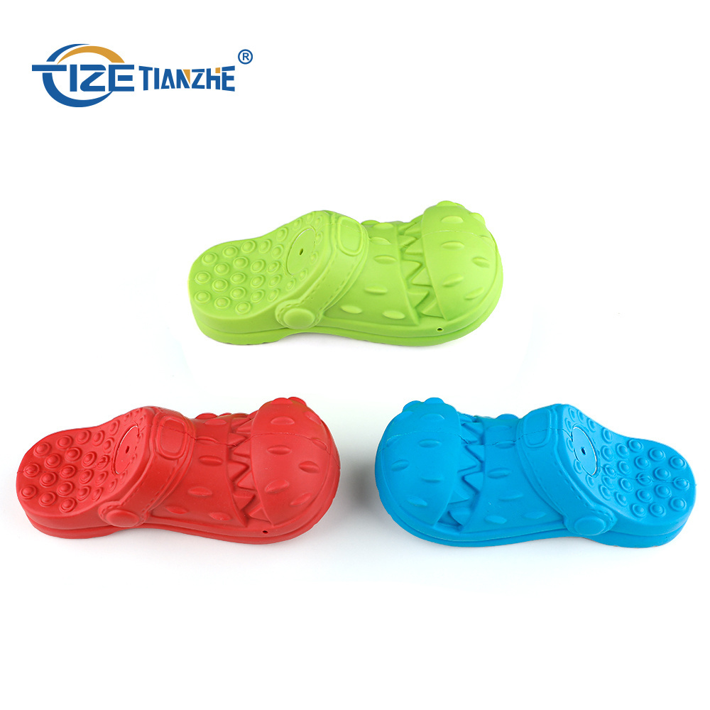 A mazon top seller wholesale Squeak interactive rubber Dog chew toy slippers pet toys