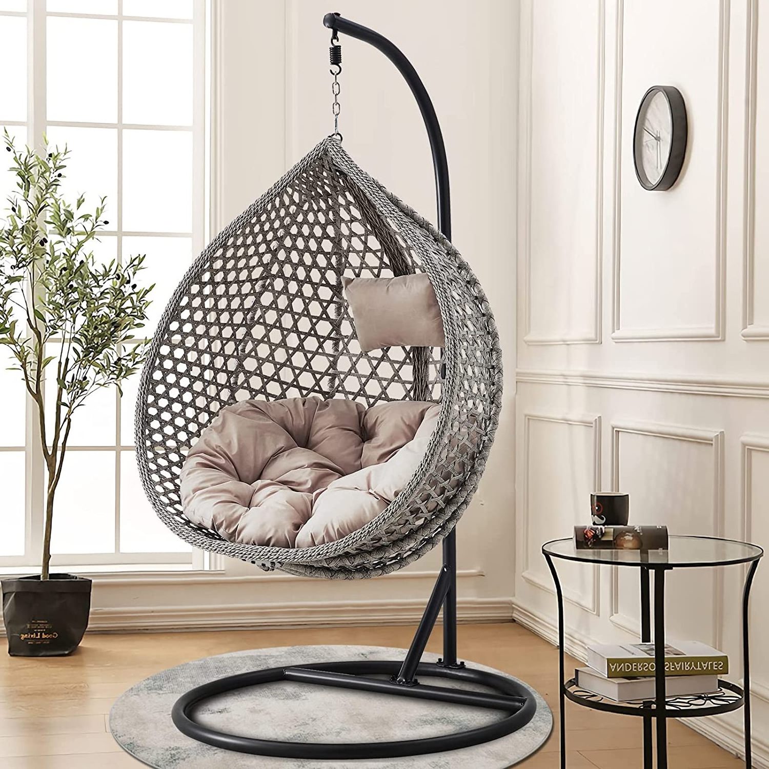 2023 Year Best Selling Patio Garden outdoor rattan wicker egg single swing chair with stand, indoor swinging pod Hanging Chair