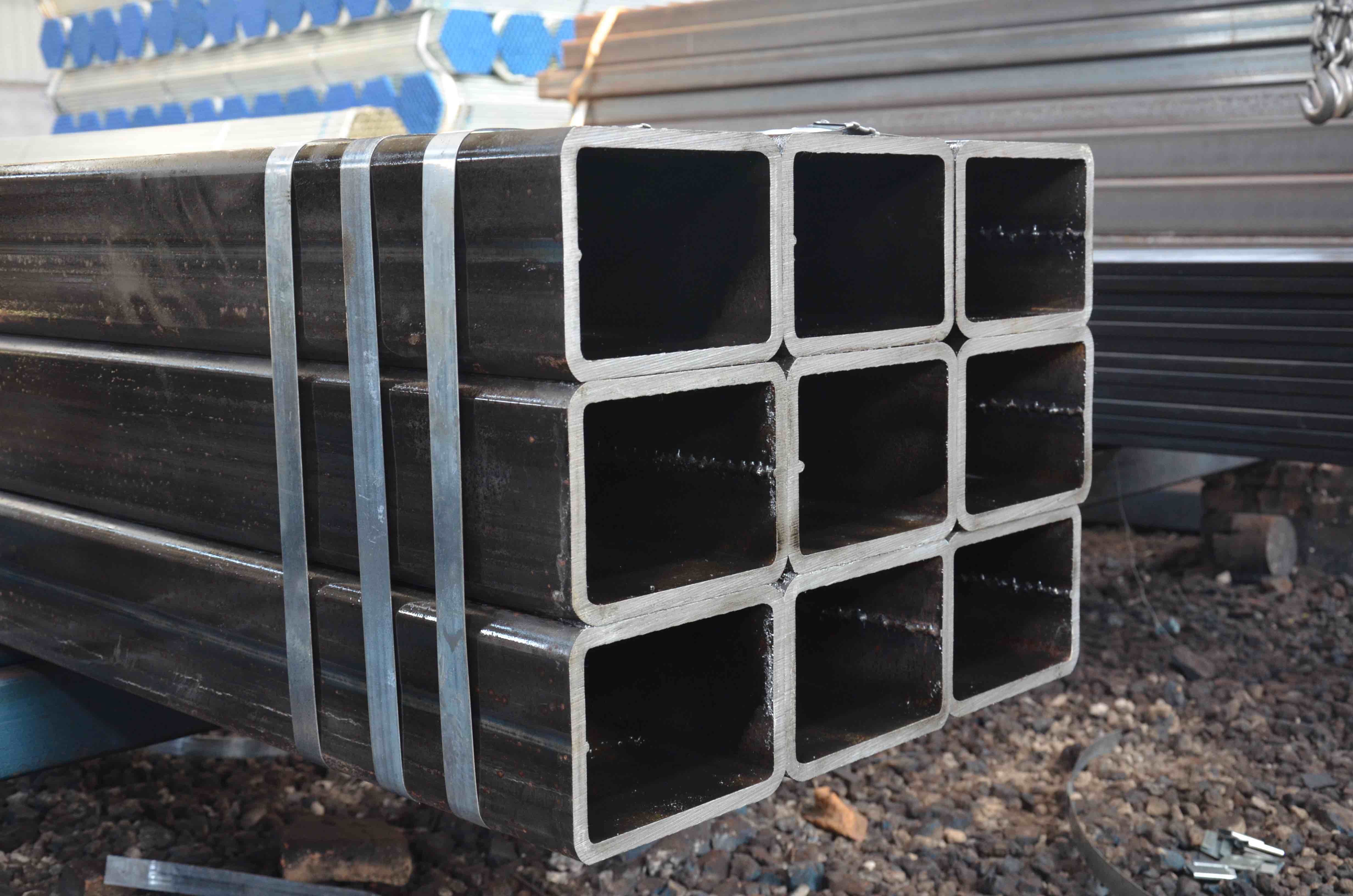 ASTM A500 Gr.A carbon steel Black hollow section square and rectangular tube 40*40