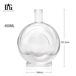 750 ML Round Glass Bottles Clear Potion Bottles Decorative Glass juice Liquor Bottles with Cork Stoppers