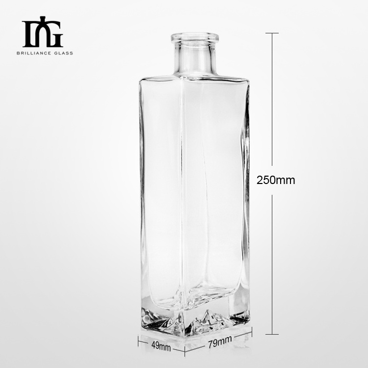 Custom 500ml clear empty white gin transparent square tequila alcoholic drink vodka liquor bottle glass spirit bottle with cork