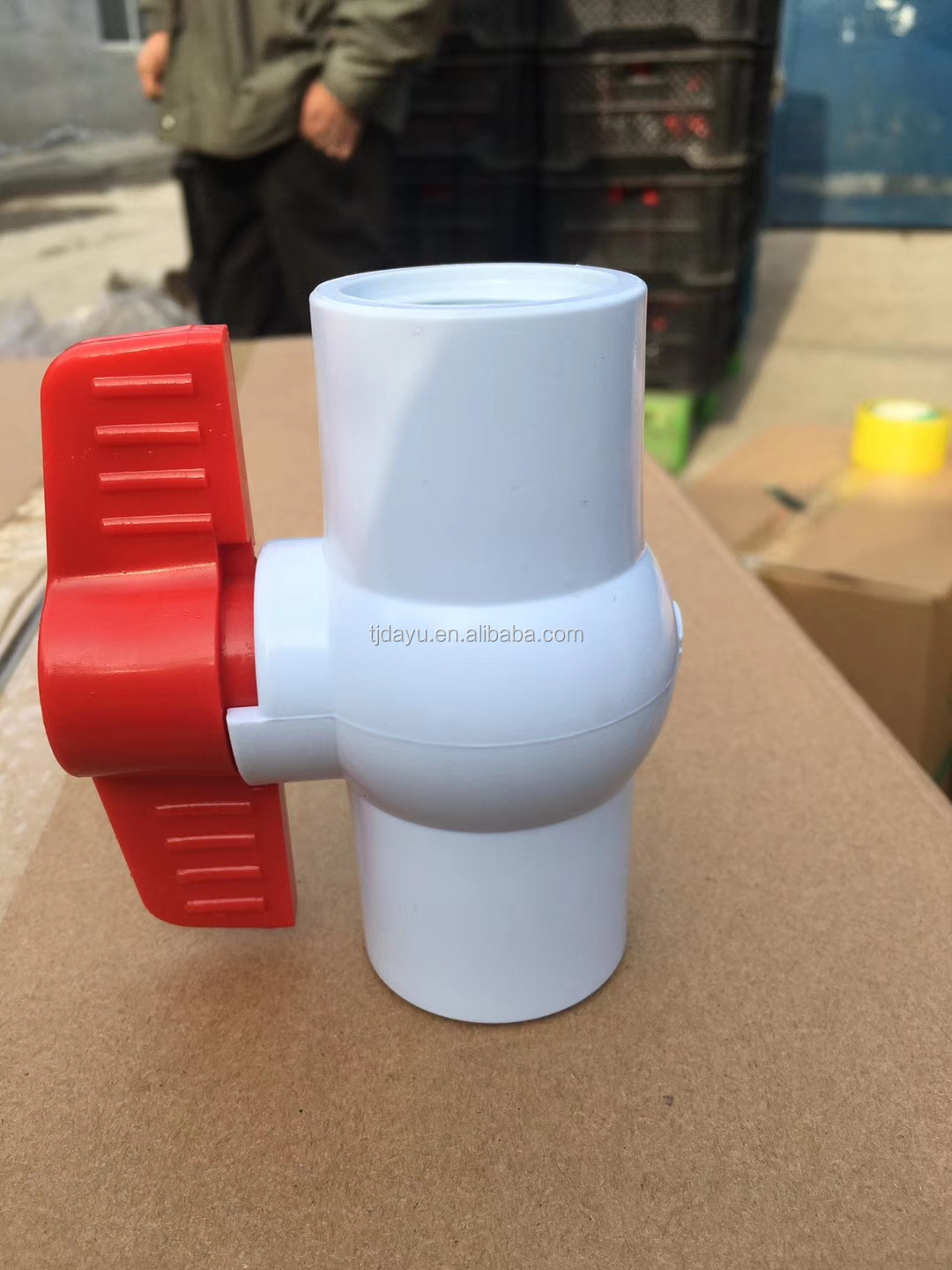 Free sample low price new material plastic PVC compact octagonal 2 way lever grey ball drain water valve