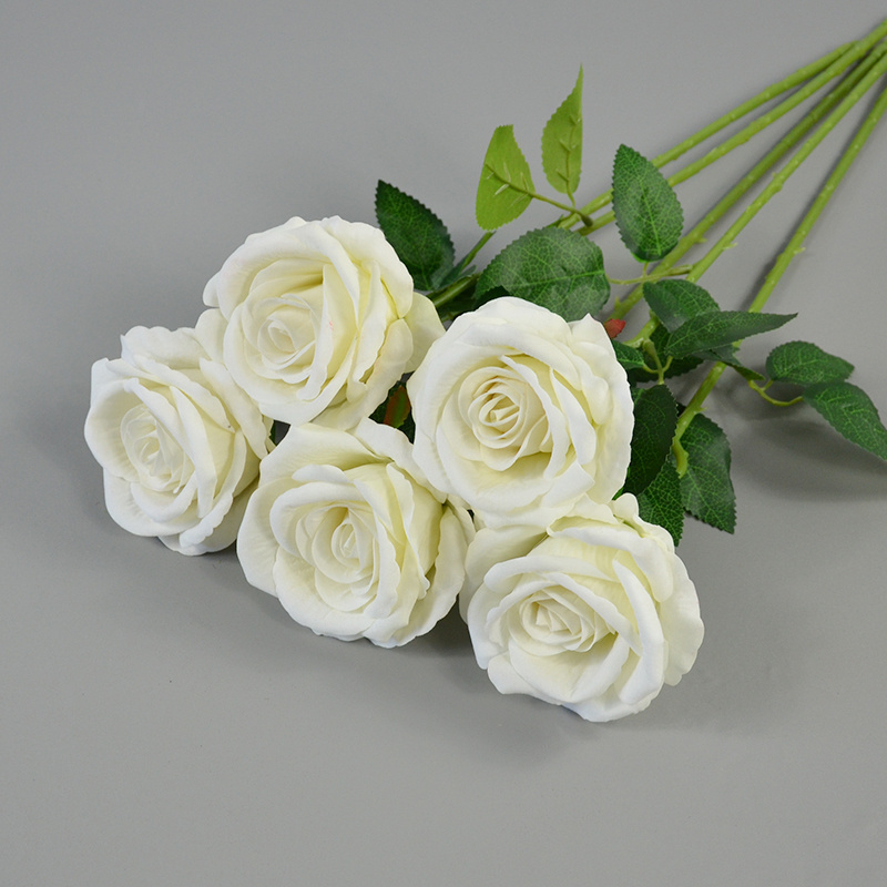 Hot Selling Real Touch Artificial Flower Single Stem Velvet Rose White Rose Flower for Wedding Decoration Christmas Decorative