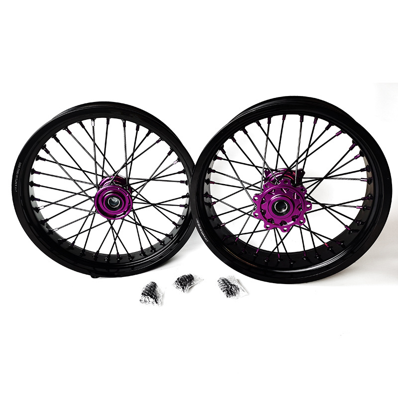 High Performance Spoke Tubeless White Motorcycle Wheels 17