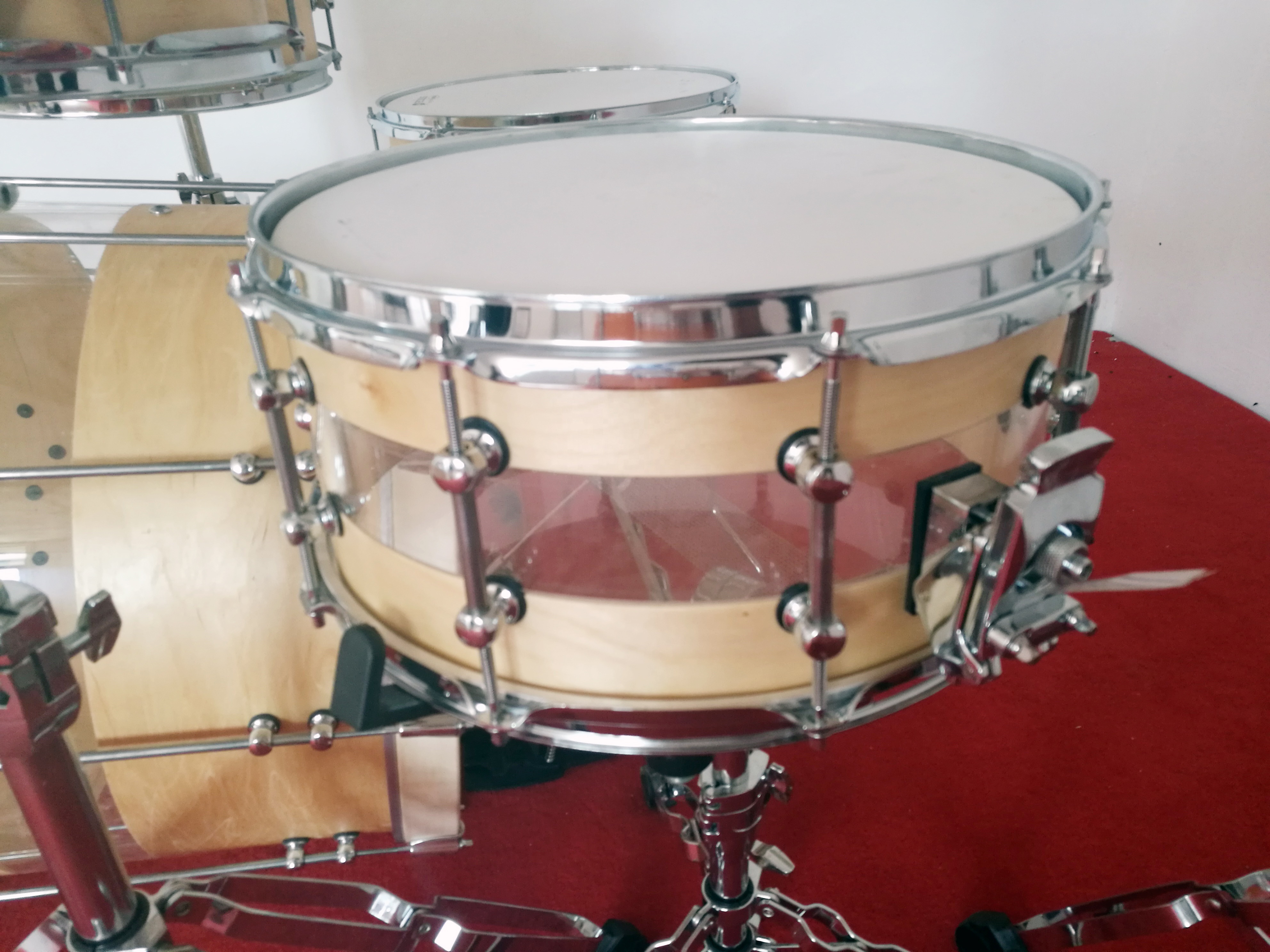 Birch/Acrylic/Birch Hybrid Shell Drum Set