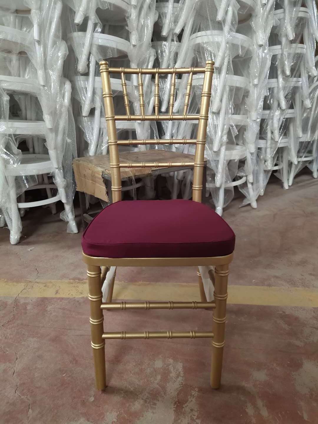 Wholesale wedding furniture event chairs resin acrylic chiavari chair