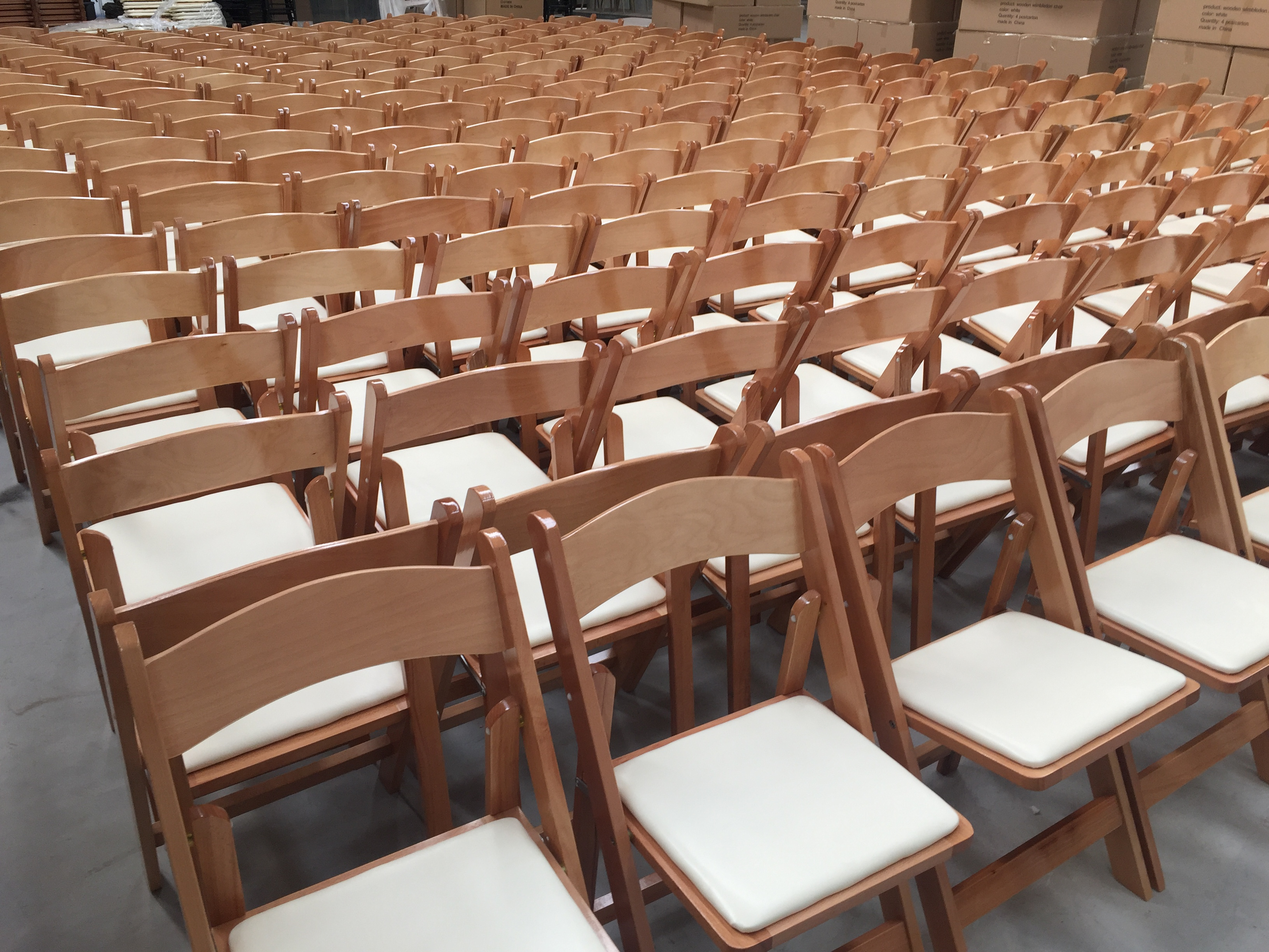 wholesale beach wedding event party wimbledon white wood and resin folding chair for decoration