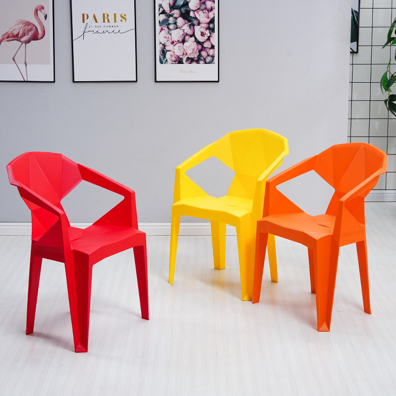 Stock Hot Sale Outdoor Garden Event Restaurant Furniture Leisure Pp Armchair Cheap Dining Room Stackable Plastic Chair