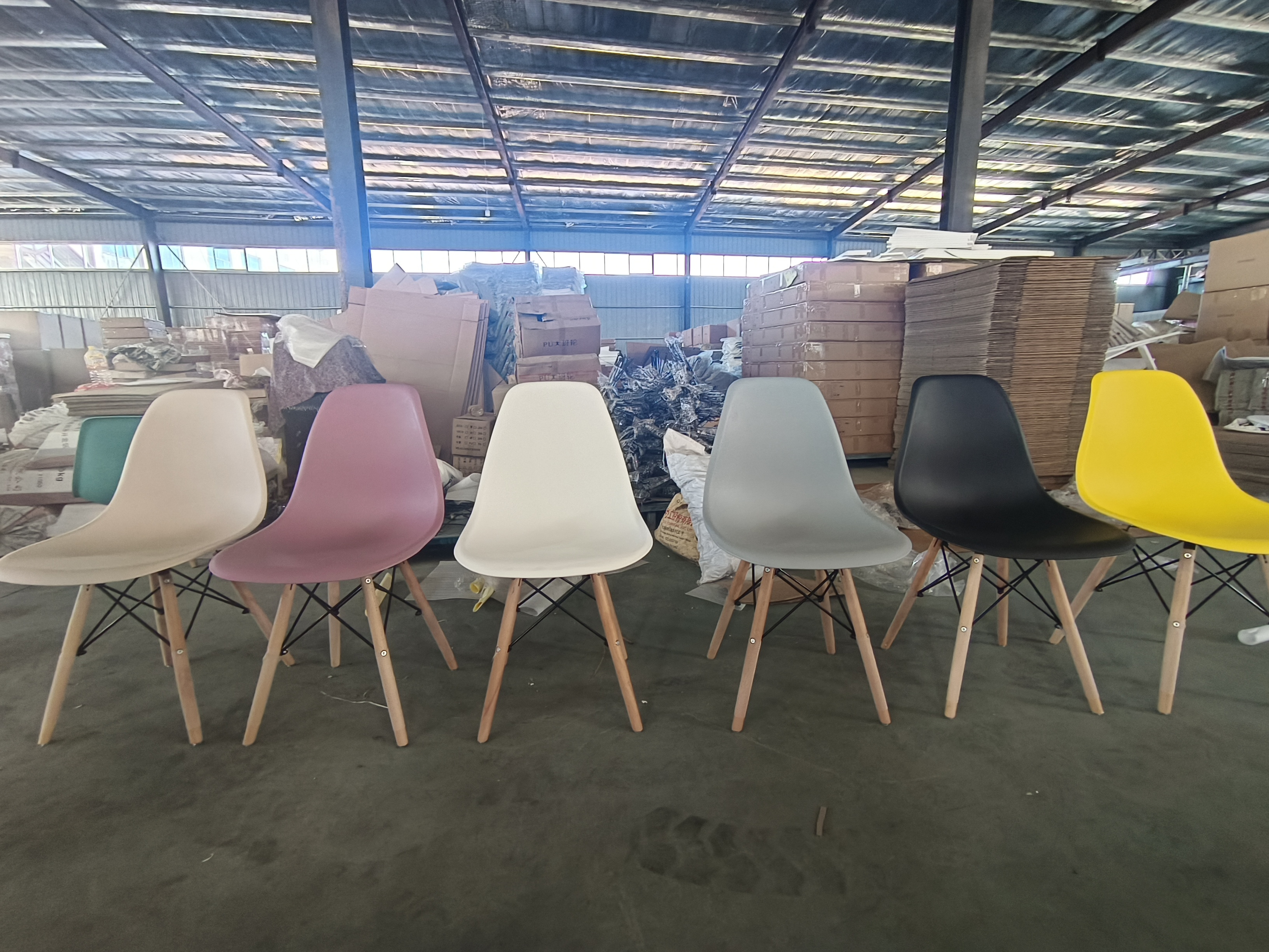 Room Furniture Plastic Tulip Solid Wood Legs Chair Pp Tulip chair with plastic back rest