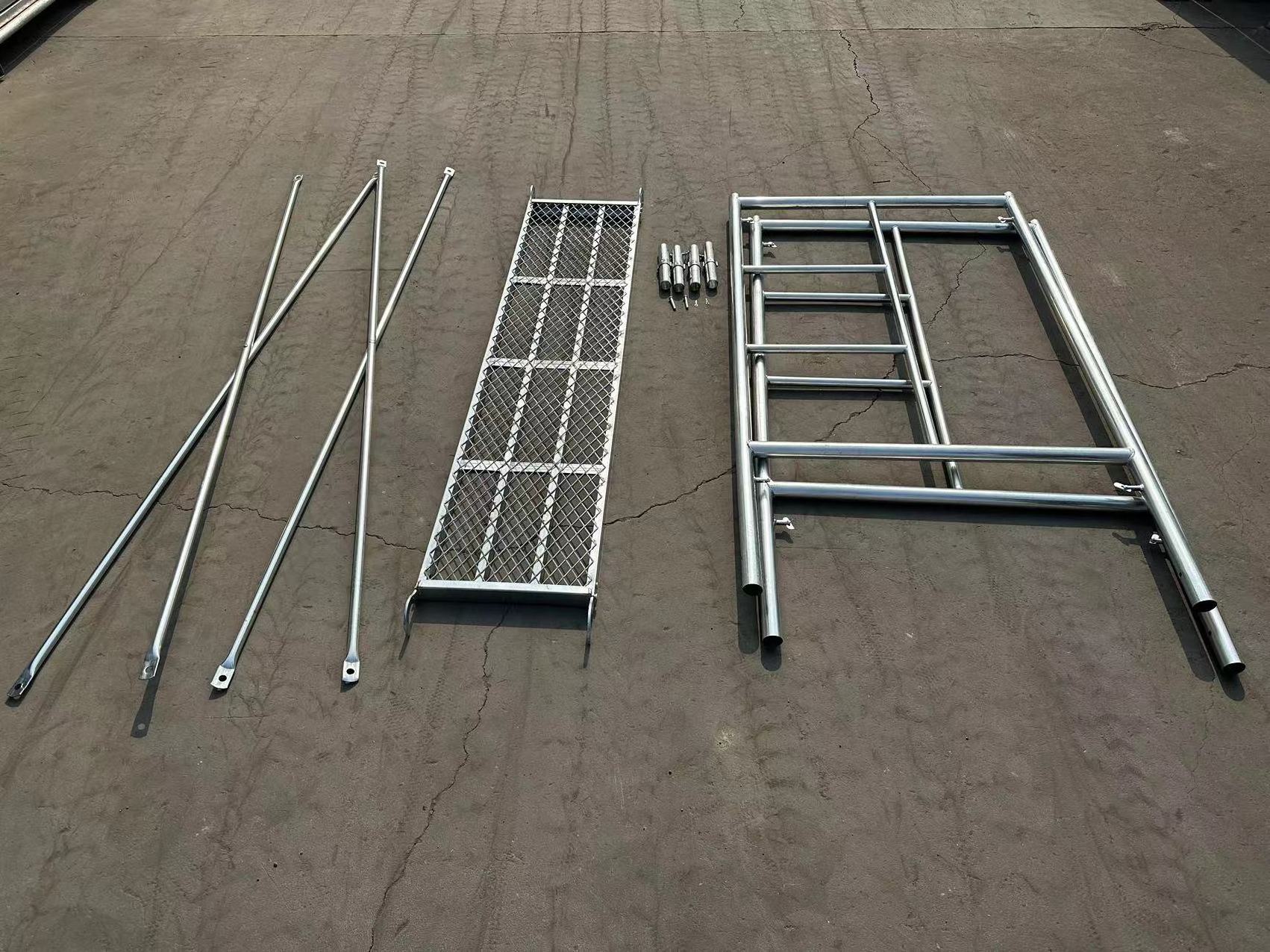 Professional factory Powder Coating Pipe  H Frame Scaffoldingheavy-duty hot-dip galvanized ladder for Construction