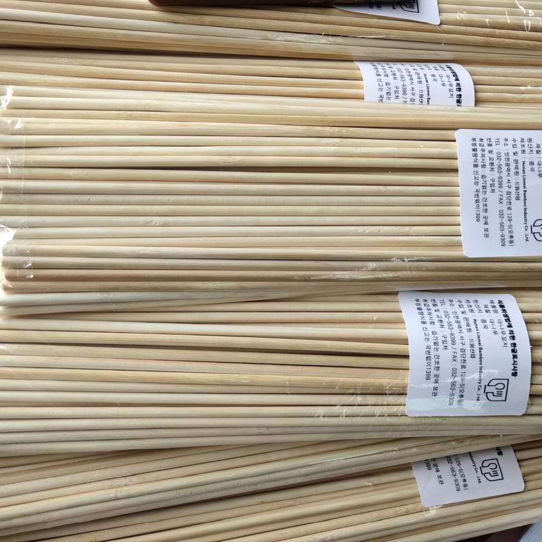 Bamboo-Sticks-China Custom Bamboo Ear Clean Barbecue Sticks Wholesale Vietnam Bamboo Stick 36 inches