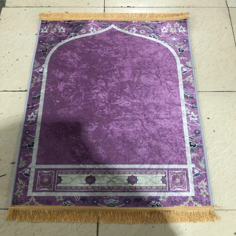 Muslim Prayer Carpets and Rugs Islam Luxury Mosque Prayer Rug Portable Prayer  mat in China