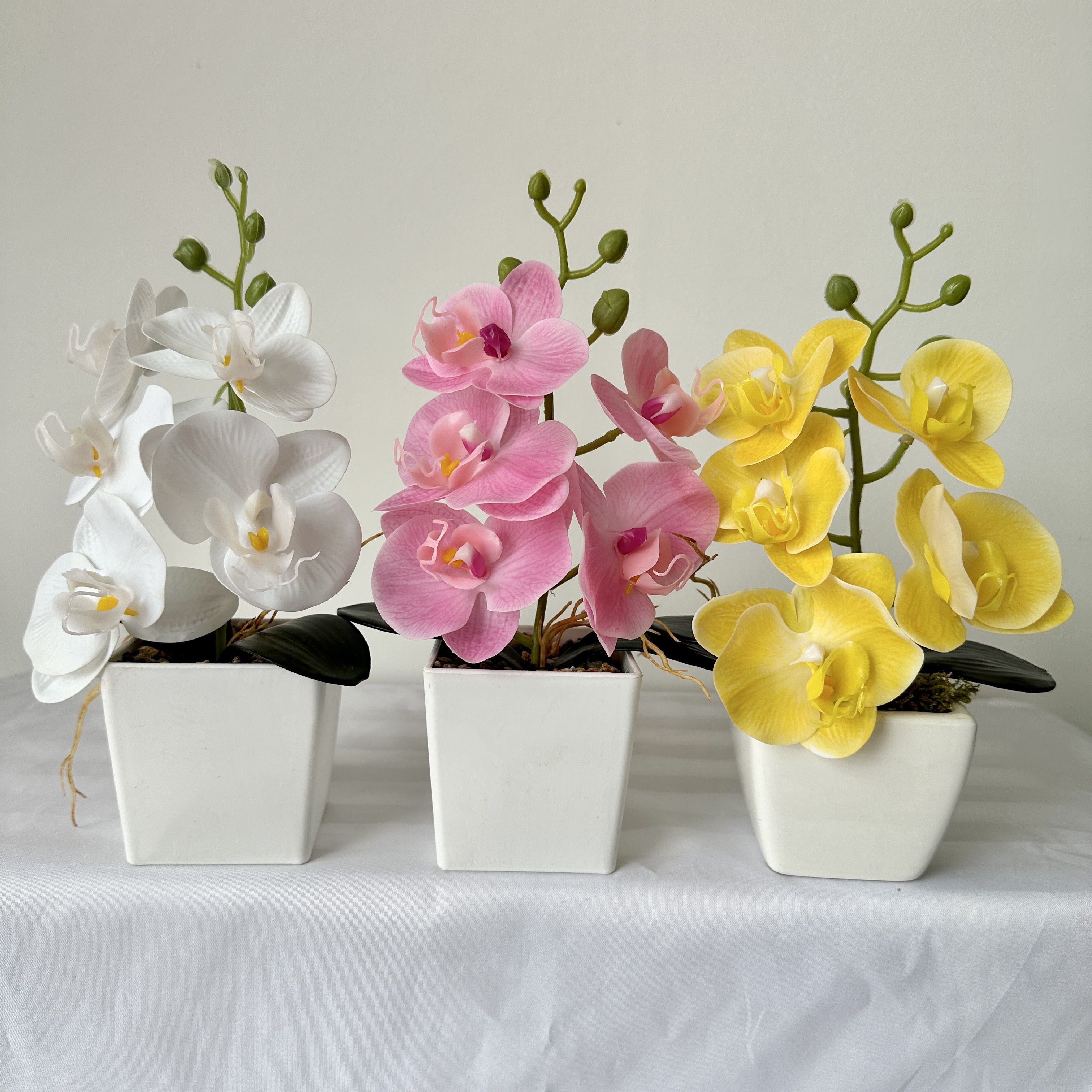 Factory Supply Artificial Phalaenopsis Flowers Potted Plants Butterfly Orchid Flower Home Decoration