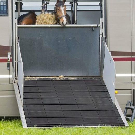 Horse Trailer Mat With Bars And Ribbed Surface Non slip Horse Trailer Ramp Safety Horse Trailers Ramp Mat