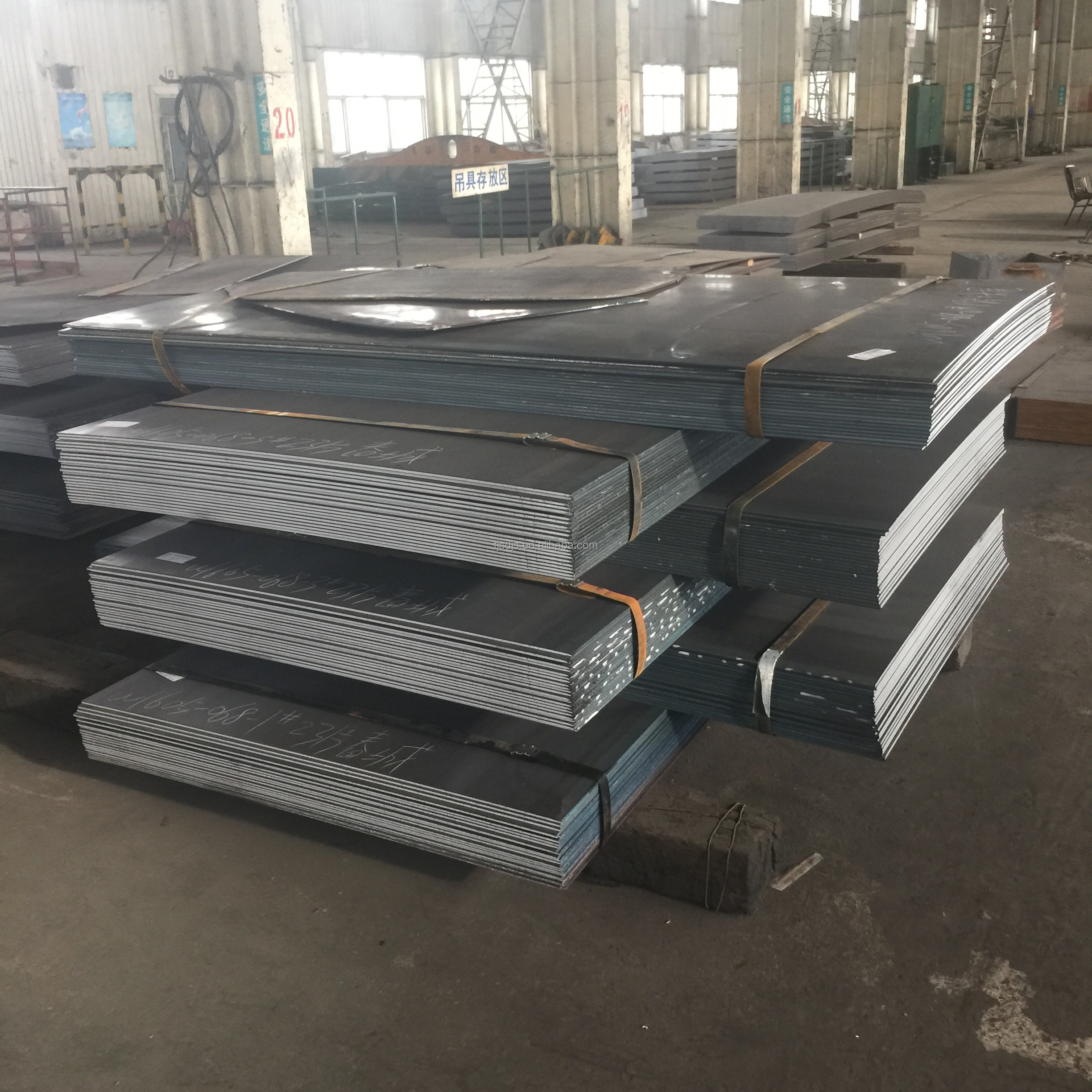 ASTM Hot Rolled carbon steel pattern plate for ship building