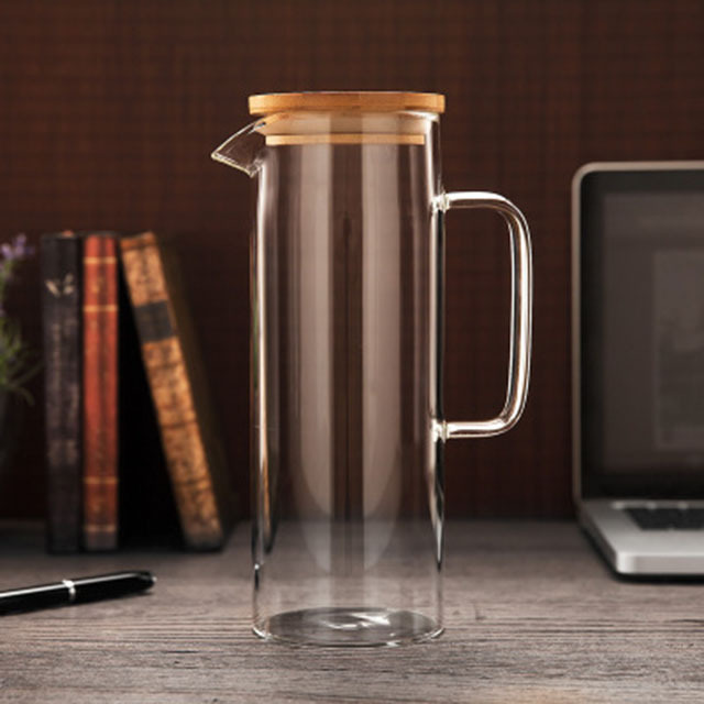 Wholesale 1000ml High Borosilicate Glass Pitcher Water Carafe Jug for Hot Cold Water Ice Tea Kettle with Bamboo Lid