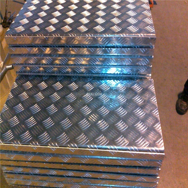 1060 1050 1070 6061 6063 7075 5083 5052  Aluminum Tread Plate Checker Plate/Sheet price per kg