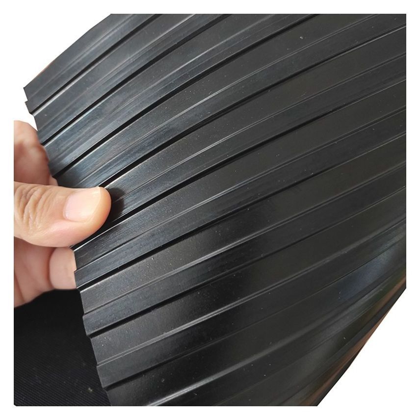 Easy clean grooved broad ribbed corrugated Anti-slip Rubber Sheet / Floor Mat for outdoor