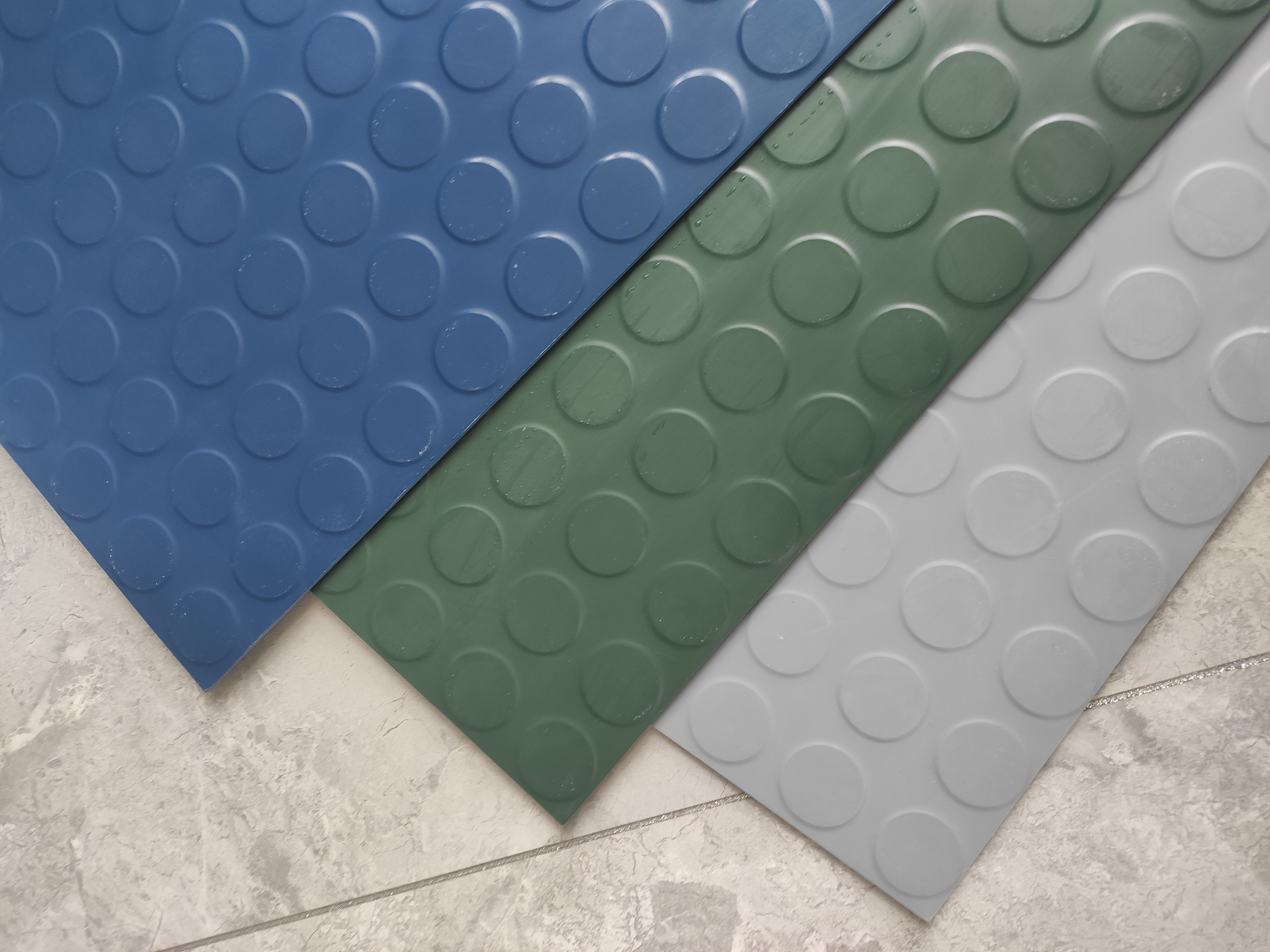 Rubber studded tiles floor for elevator 500 mm x 500 mm