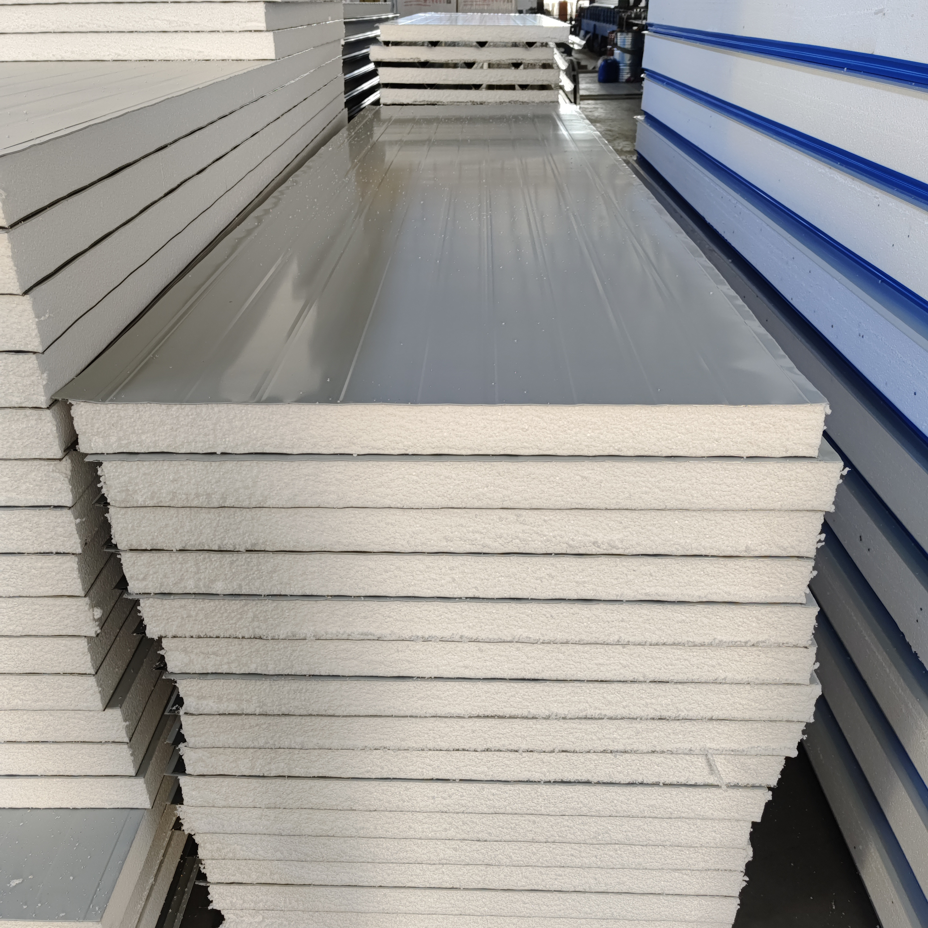 High Efficiency For Sale Insulation Corrugated Foam Sandwich Panel Roof Sheet