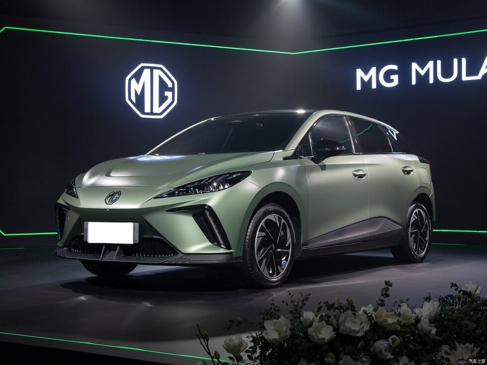 2022 2023 Morris Garages New Energy Vehicle MG4 EV Mulan Electric Cars with 425km 520km Range at Low Price