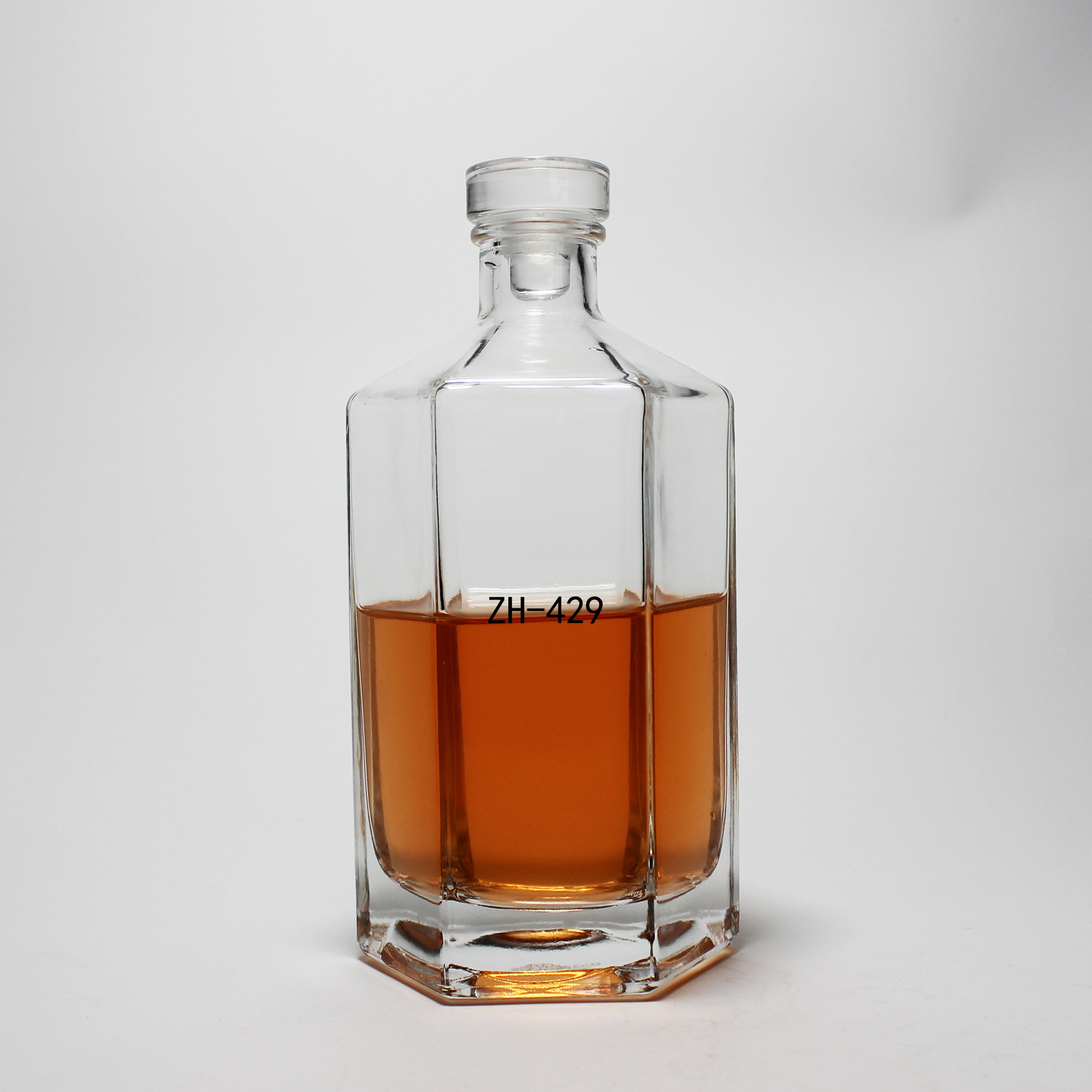 Custom premium whisky rum liquor gin spirit glass bottles clear whiskey bottle directly supplied by manufacturer vodka bottle