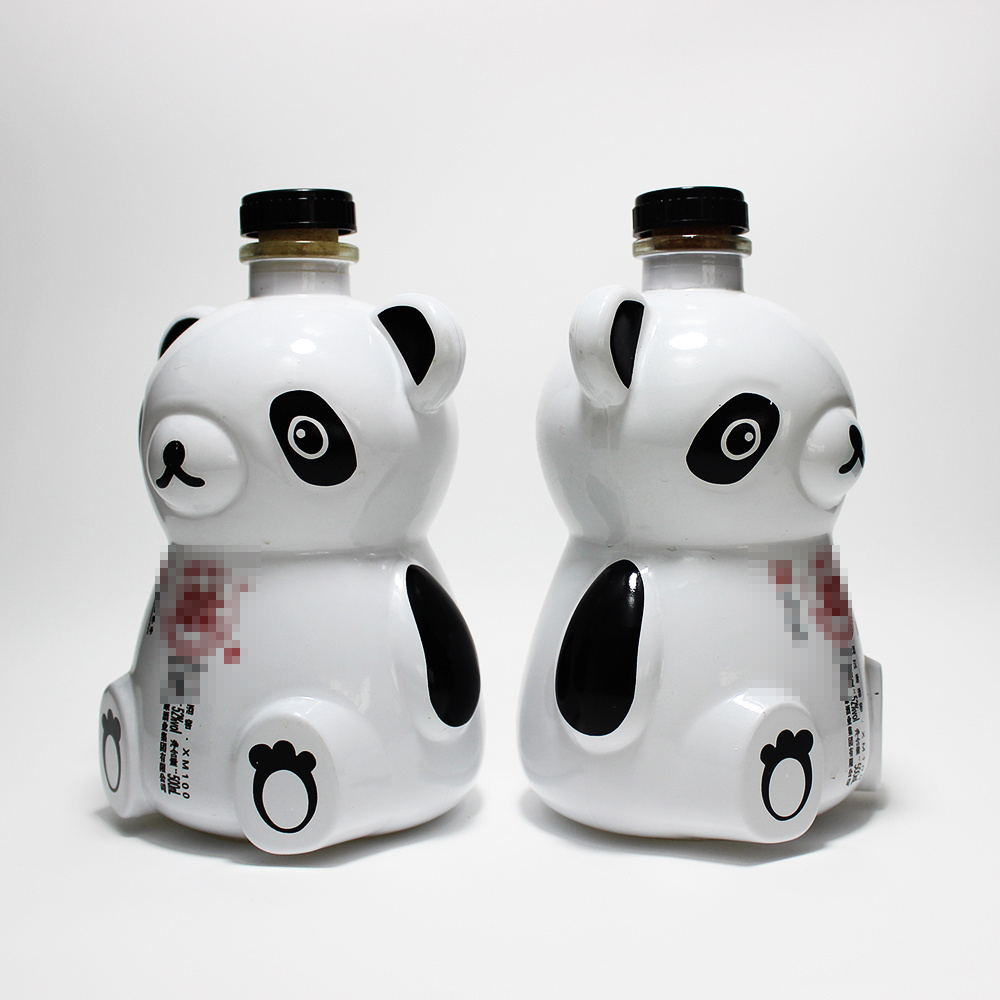 Custom Special Panda Deer Animal Shaped 750ml ceramic bottle for liquor with cap