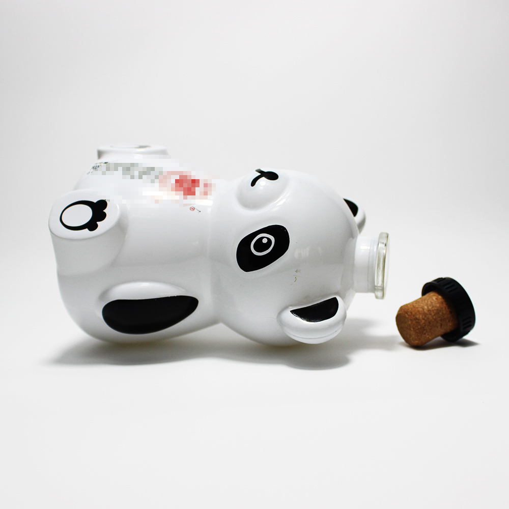 Custom Special Panda Deer Animal Shaped 750ml ceramic bottle for liquor with cap