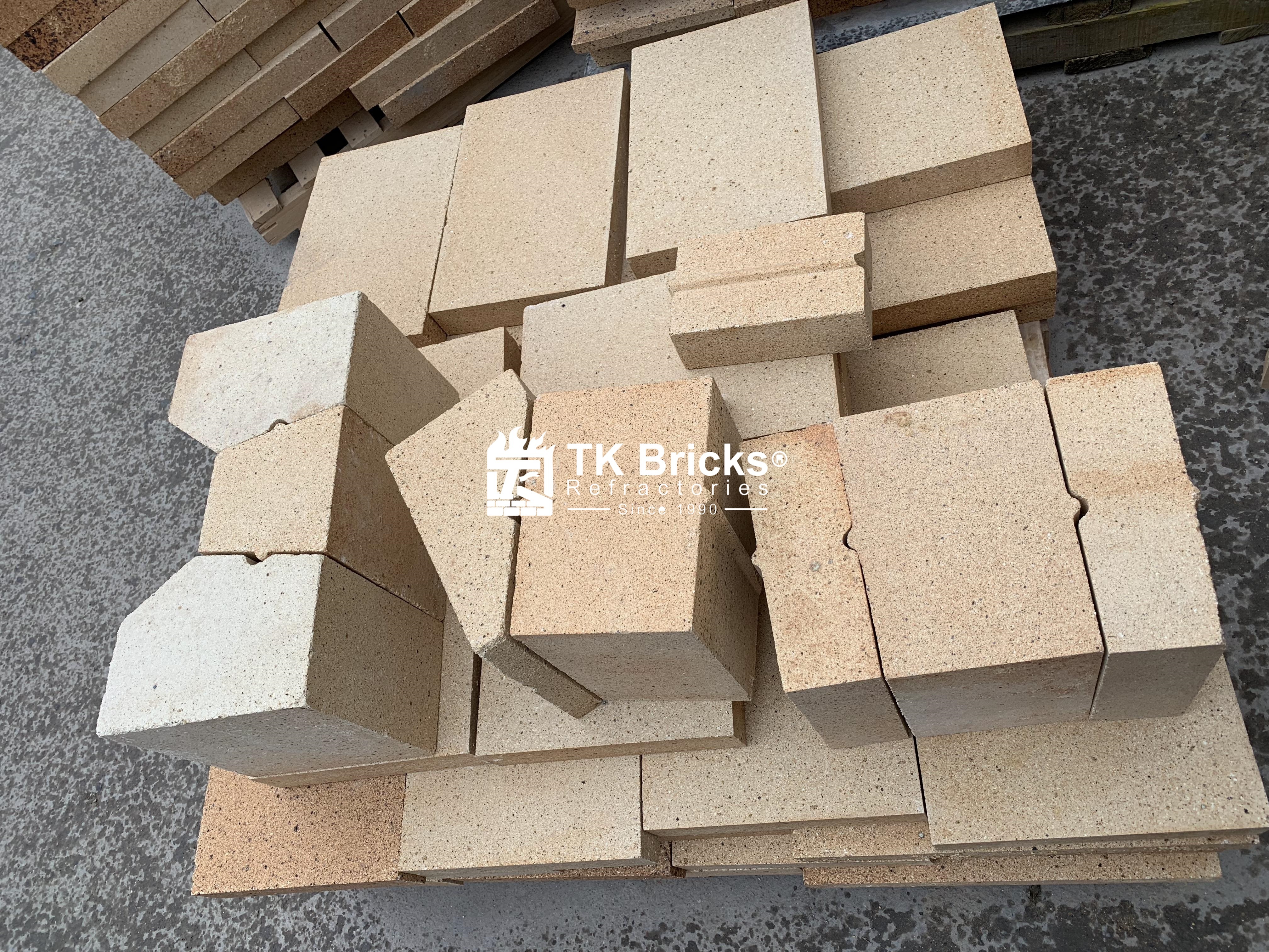 Fire Brick Clay Brick Bbq Pit For Glass Furnace Price and pizza oven