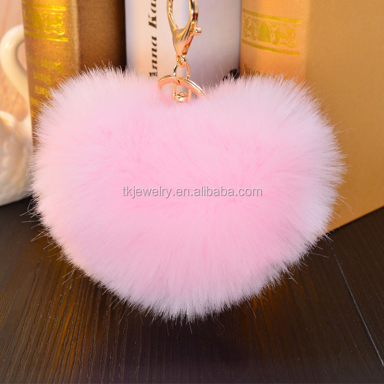 Hot Sale Environmentally Friendly Heart Shape fur ball key chain Pom Pom Key chans for Gift