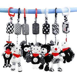 Baby Black And White Wind Chimes Baby Stroller Pendant Rabbit Bees Bird Owl Dog Hanging Ornaments Car Hanging Bed Bell Wholesale