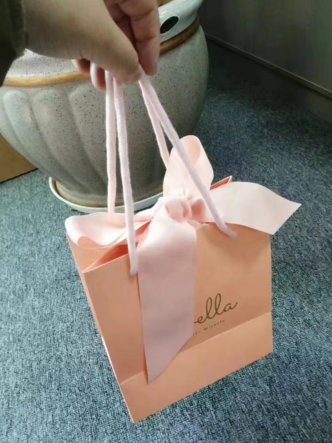 Actual Images Display Custom Logo Fancy Luxury Wedding Small Jewelry Gift Paper Bag with Ribbon