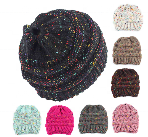 RTS Custom Soft Stretch Tail Winter Cable Knit Hole Hat Messy High Bun Ponytail Beanie for Women