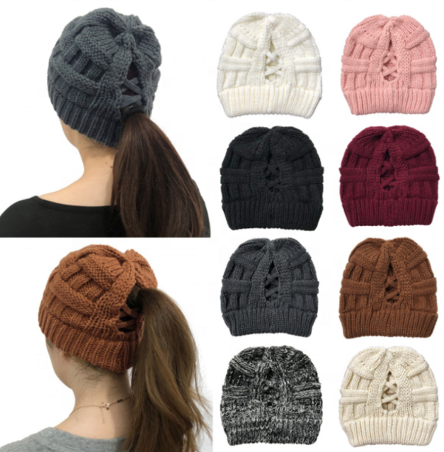 RTS Custom Soft Stretch Tail Winter Cable Knit Hole Hat Messy High Bun Ponytail Beanie for Women