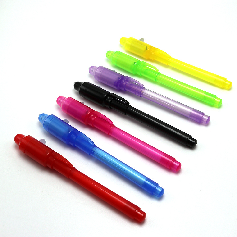 Invisible Ink Pen Spy Pen Secret Message Writer with uv Light Magic Marker for Drawing Fun Activity Kids Party Favors Ideas Gif