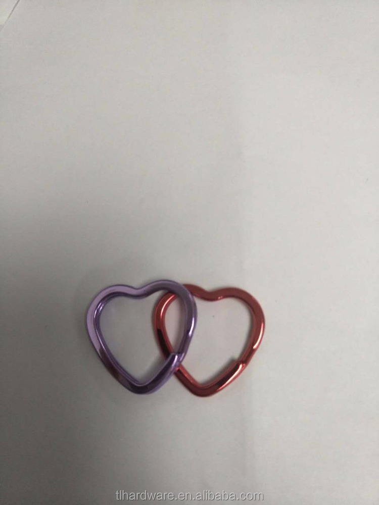 Wholesale Color Plated Metal Star Heart Moon Shape Metal Loop Keyring Carabiner Keychain Hardware Clasp Keychain Hook