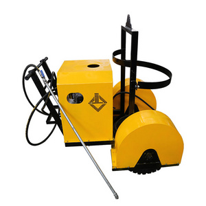 Bitumen Road Construction Tool Asphalt Spreader for Efficient Road Building