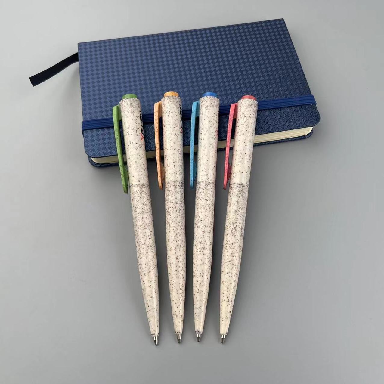 Wholesale Wide Clip Retractable Wheat Straw Ball Point Pen