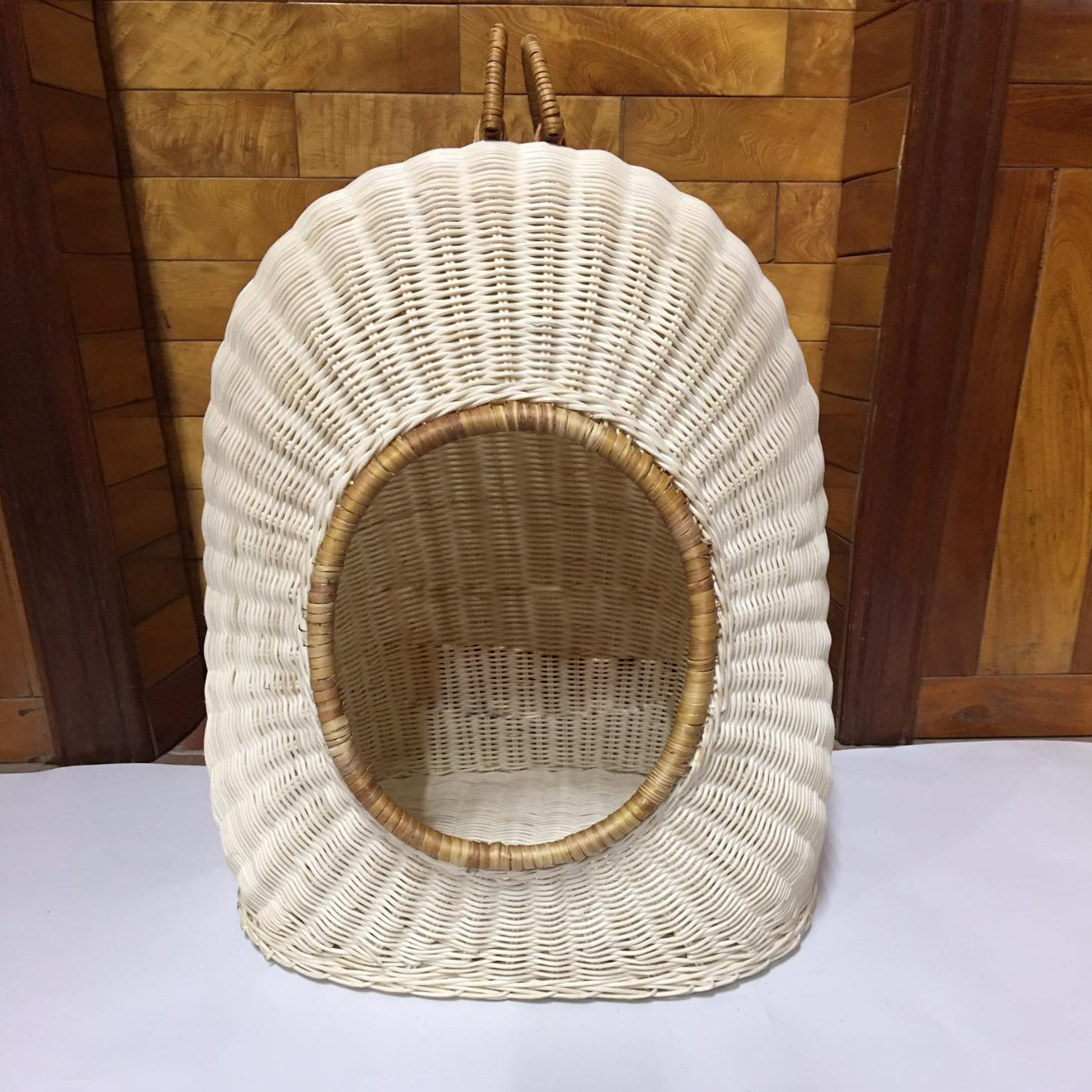 Handwoven Rattan Dog cat Basket Handmade Pet Bed Comfortable Round Woven Pet Bed Handmade