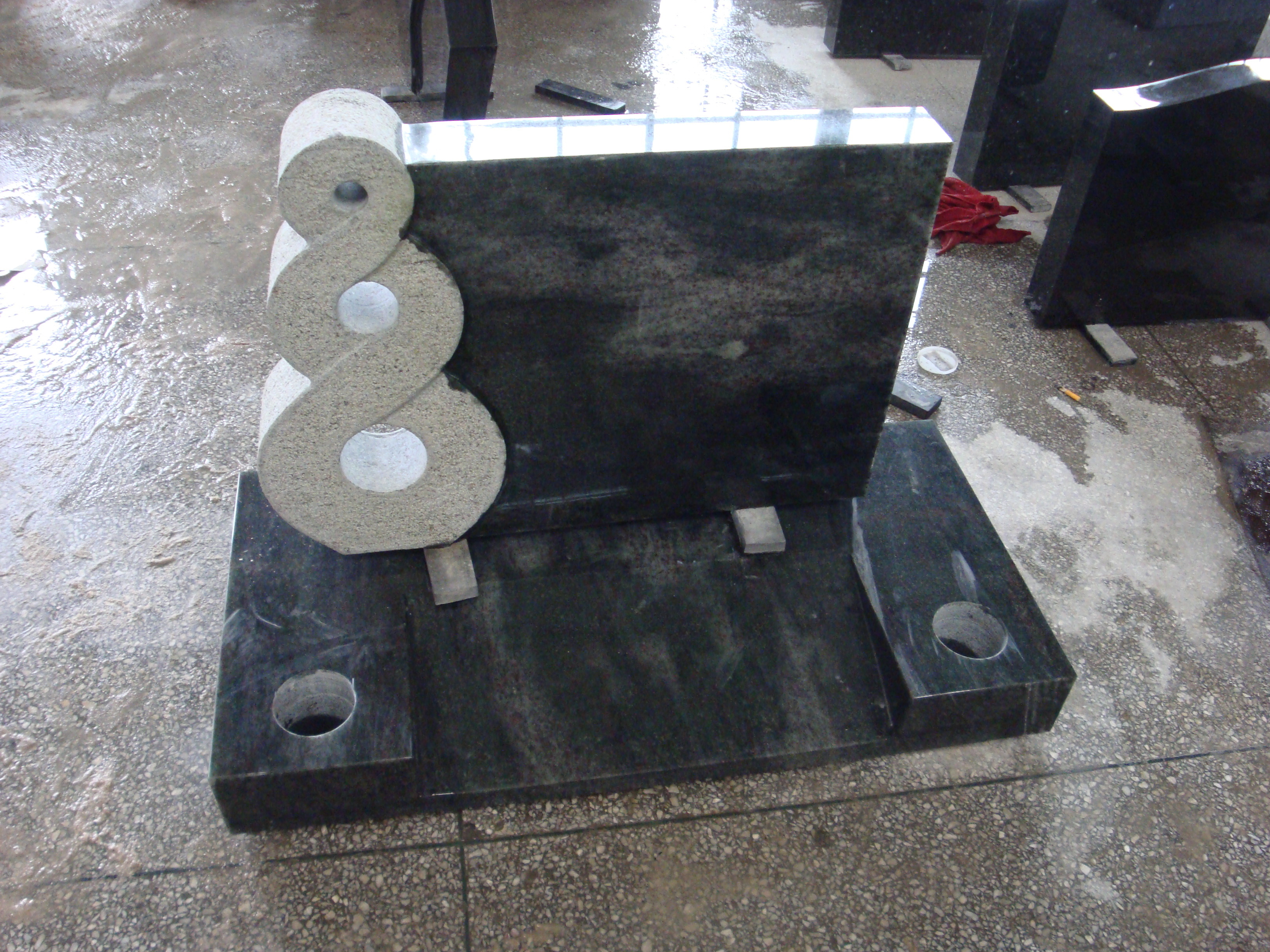 TMZ STONE OEM ODM hot sale cheap price Customize USA style black granite headstone absolute black granite headstone